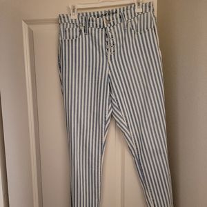 Skinny jeans